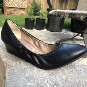 Susina Black Leather Kitten Wedge